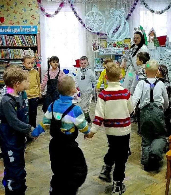 Новогодняя почта весёлые приключения снеговика почтальона1