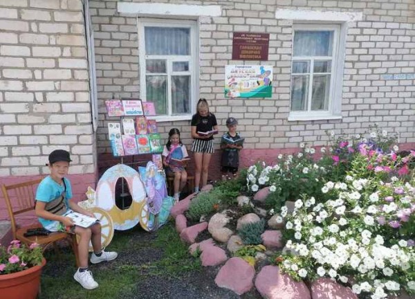 About fairies princesses and magic2