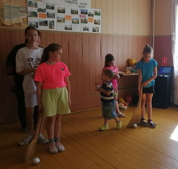 This is what a golden childhood is1