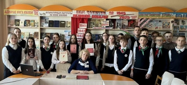 Чтоб жили в памяти Герои